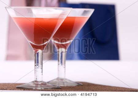 zwei Gläser & Abendgesellschaft