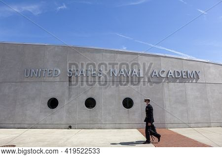 Annapolis, Md, Usa 05-02-2021: A Young Naval Officer Candidate Is Walking In Front Of The United Sta