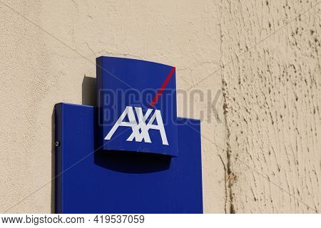 Bordeaux , Aquitaine France - 05 02 2021 : Axa Logo Blue Brand And Text Sign Front Of French Multina