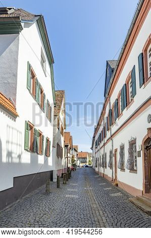 Old Narrow Street In Hochheim, Hesse, Germany At The Rheingau Wine Route