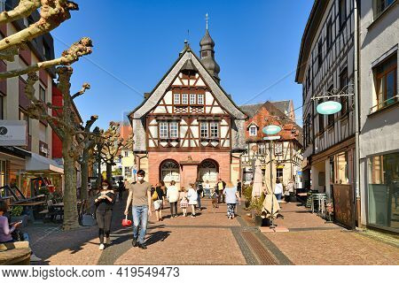 Hofheim, Germany - March 2021: Street With Traditional Half Timbered Buildings In Old Historic City 