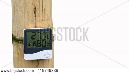 Thermohygrometer Instrument For Measuring Temperature And Relative Humidity