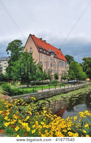 Sverige. Blomstrende Uppsala før stormen