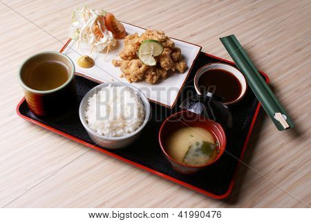 เมนูชุด Karaage ไก่