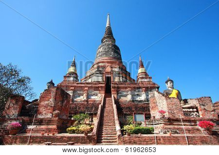 Wat Yai Chai Mongkol