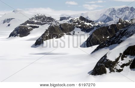 Vale do glaciar Antárctico