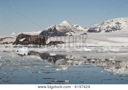 Montagne antartica