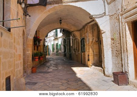 Alleyway. Monopoli. Puglia. Italy.