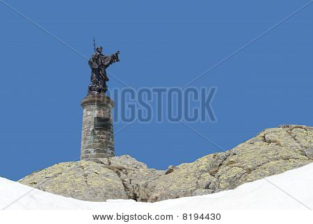 Statue af St Bernard