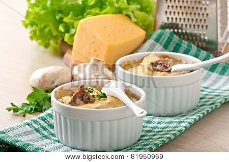 Julienne with mushrooms and cream