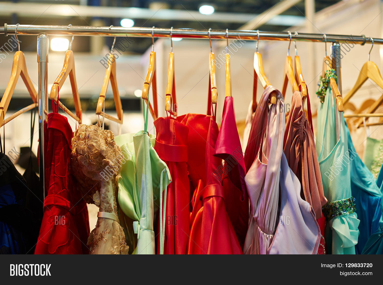 Ideas For Hanging Long Dresses at Charlotte Perkins blog