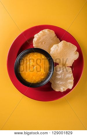 Aamras or Aam Ras Puri: Puri which is an indian fried small bread and alphonso mango pulp is a popular lunch especially during Padwa, the Marathi new year, maharashtrian lunch/dinner menu