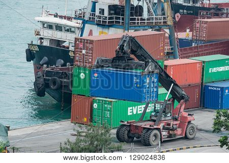 Hong Kong-may 7,2016:the Container Is Loaded / Unloaded At Kwai Tsing Container Terminals Is The Mai