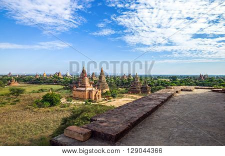 Myanmar, Bagan, the plain with thousand of 880-year old temple ruins.