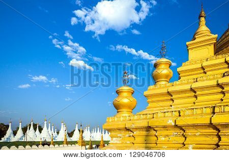 Myanmar Mandalay the Kuthodaw Paya temple known olso as 'the world's biggest book'.