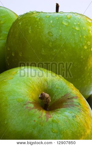 Maçãs verdes