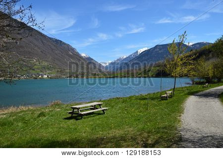 Eriste lake, a perfect place for sitting and reading a good book