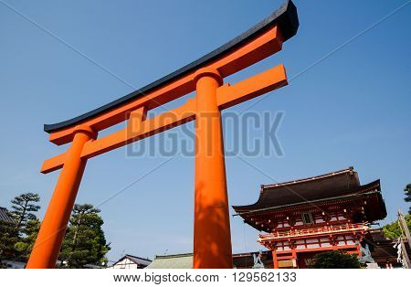 fushimi inari shrine kyoto japan gates landmark