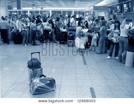 bagagli passeggeri aeroporto