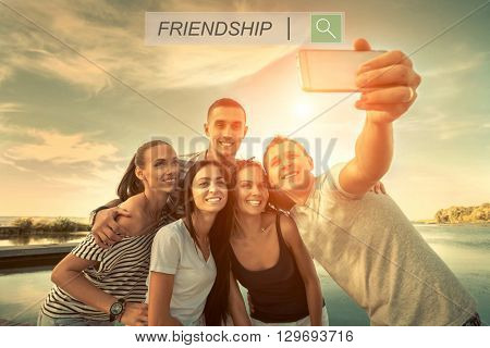 Selfie of grop happiness friends under sunlight.