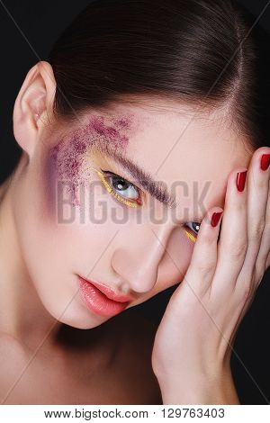Fashion Art Girl Portrait with art make-up