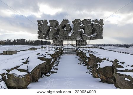 Monument To Struggle And Martyrdom (polish: Pomnik Walki I Meczenstwa) In Majdanek Concentration Cam