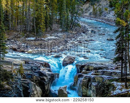 Sunwapta Falls, Jasper National Park, Alberta, Canada