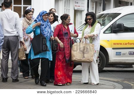 London, Uk - September  17, 2016. Indian Women Are On Brick Lane