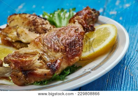 Farrouj Meshwi - Lebanese Garlic Chicken , Close Up