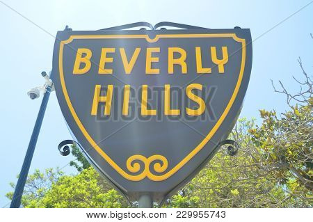 Entrance Signs To The Beverly Hills Neighborhood. July 7, 2017. Beberly Hills Los Angeles California