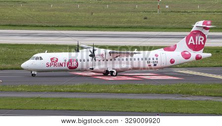Airplane Taxi In Dusseldorf Airport