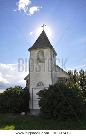 Landet kirke