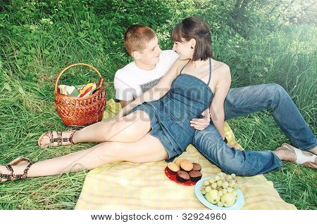 คู่รักในธรรมชาติ