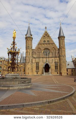 Ridderzaal, l'Aia