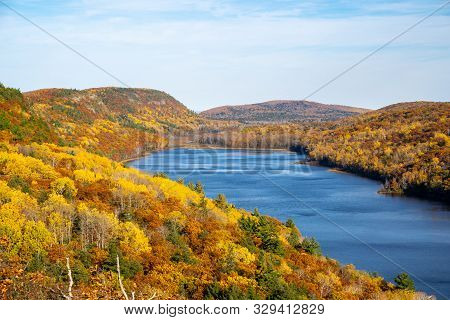 Lake Of The Clouds In The Fall With Beautiful Autumn Leaves On The Trees, In Porcupine Mountains Mic