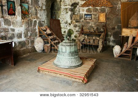 alte Glocke Tatew-Kloster