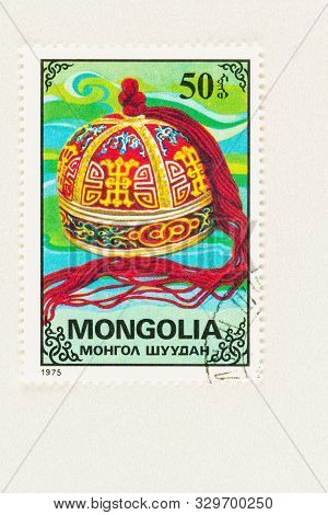 Seattle Washington - October 4, 2019: Fashionable Hat Worn By Mongols, On Mongolia Stamp. Scott #883