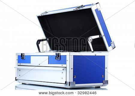box na nářadí izolované na bílém