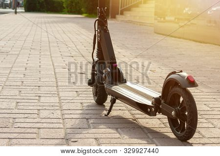 Eco Transport Electro Scooter City Transport Ride