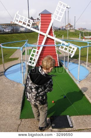 Gek Golf op de rotsen