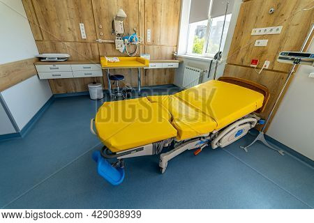 Empty Patient Beds In A Maternity Ward. Modern Light Ward Of Maternity Hospital.