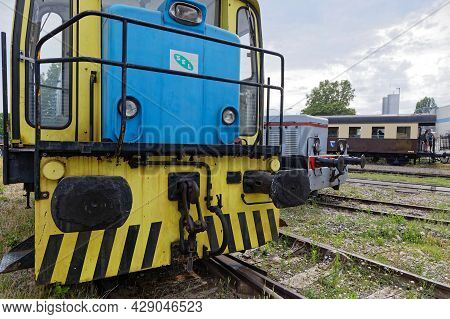 Neuf-brisach, France, June 27, 2021 : Locomotive Wher A Group Of Volunteers Operates Old Steam Or El