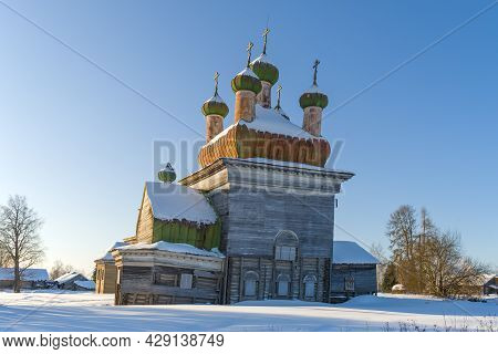 Ancient Wooden Church Of Michael The Archangel (1715) On A Sunny February Day. Shelokhovskaya. Arkha