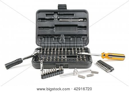 Set utensili isolati su sfondo bianco