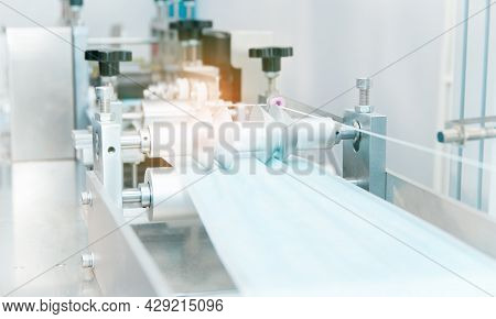 Industrial Mask Production By Mechanical Production Of Disposable Nanofiber Medical Masks That Meet 