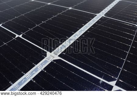Busbar On Solar Panel For Connecting Solar Wafers Together