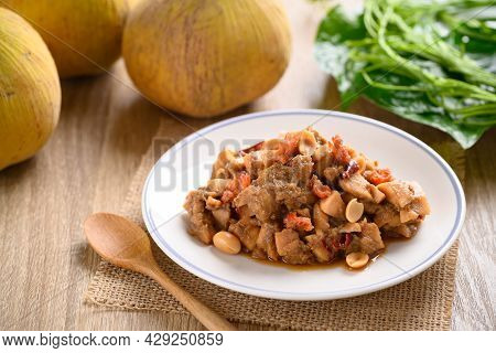 Thai Food (tum Kraton), Spicy Santol Salad With Dry Shrimp And Peanut, Local Thai Food