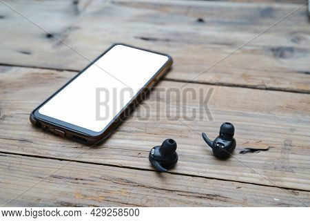 Mobile Accessories Arrangement Band Black Wireless Headphones Wireless Headphones Android Mobile Top