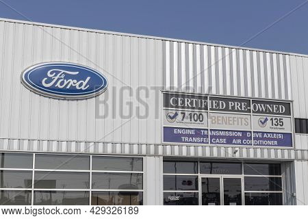Harrison - Circa August 2021: Ford Motor Certified Pre-owned And Used Car Dealer. As New Inventory B