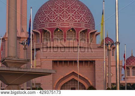 Close Up To Putra Mosque Or Masjid Putra, Principal Mosque Of Putrajaya Wilaya, Malaysia. Early Morn